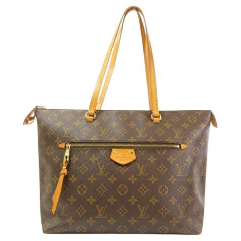 louis vuitton iéna mm size|lena mm louis vuitton.